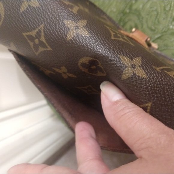 Louis Vuitton Monogram St Cloud PM Crossbody - Picture 8 of 16